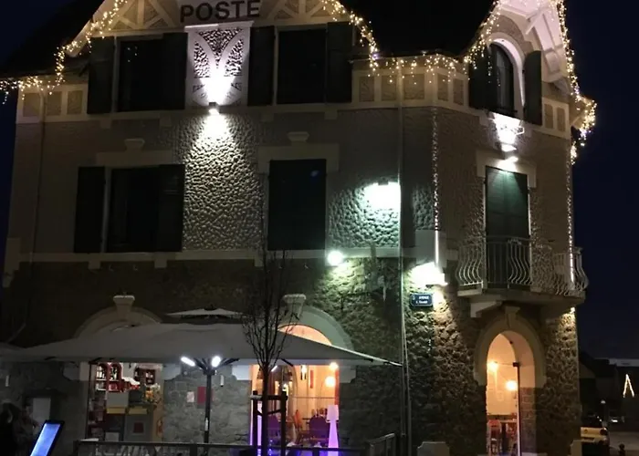 Szálloda Restaurant De La Poste 2*