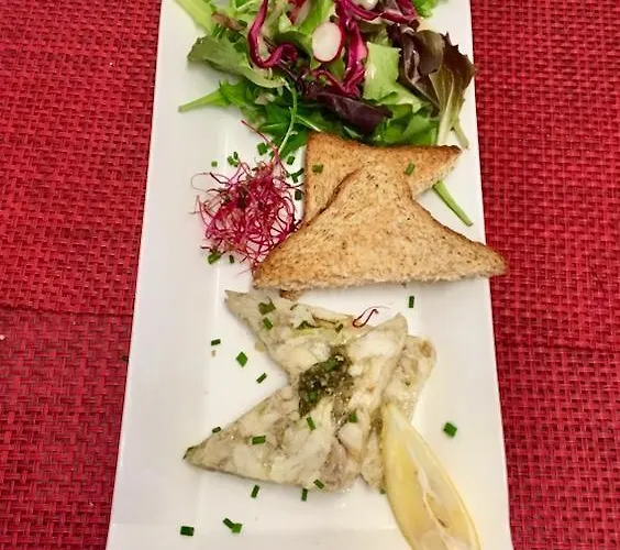 Restaurant De La Poste 酒店 皮里亚克叙尔梅尔